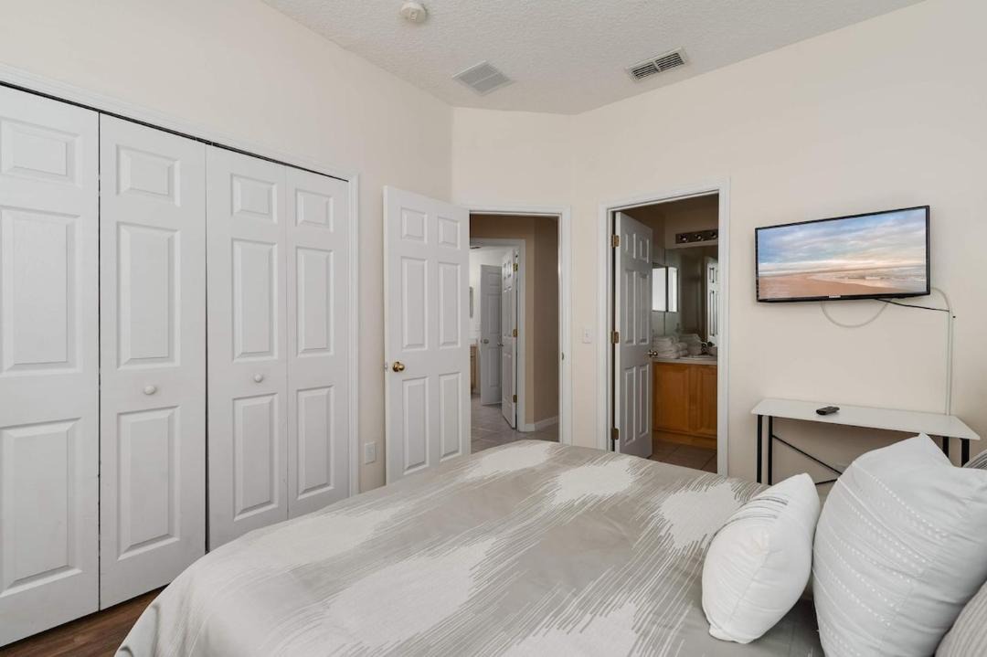 Photo of Bedroom in Solana