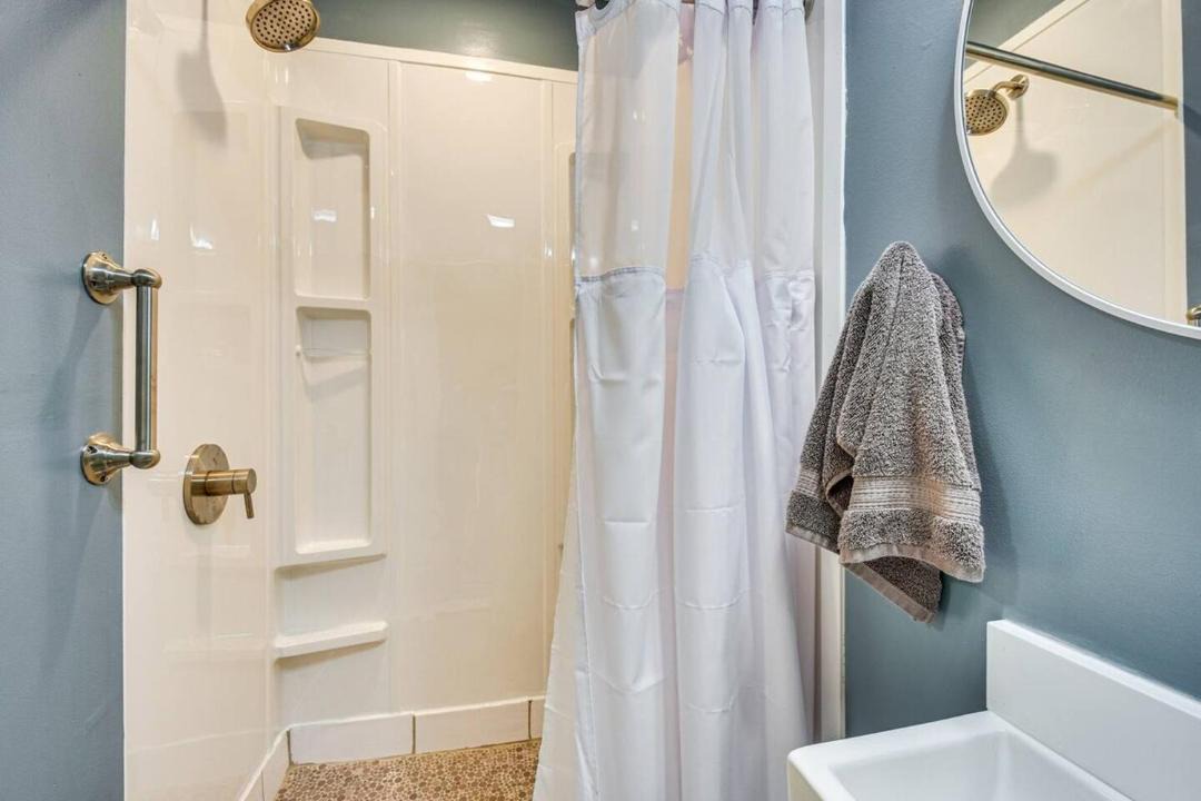 Photo of Bathroom in Seneca