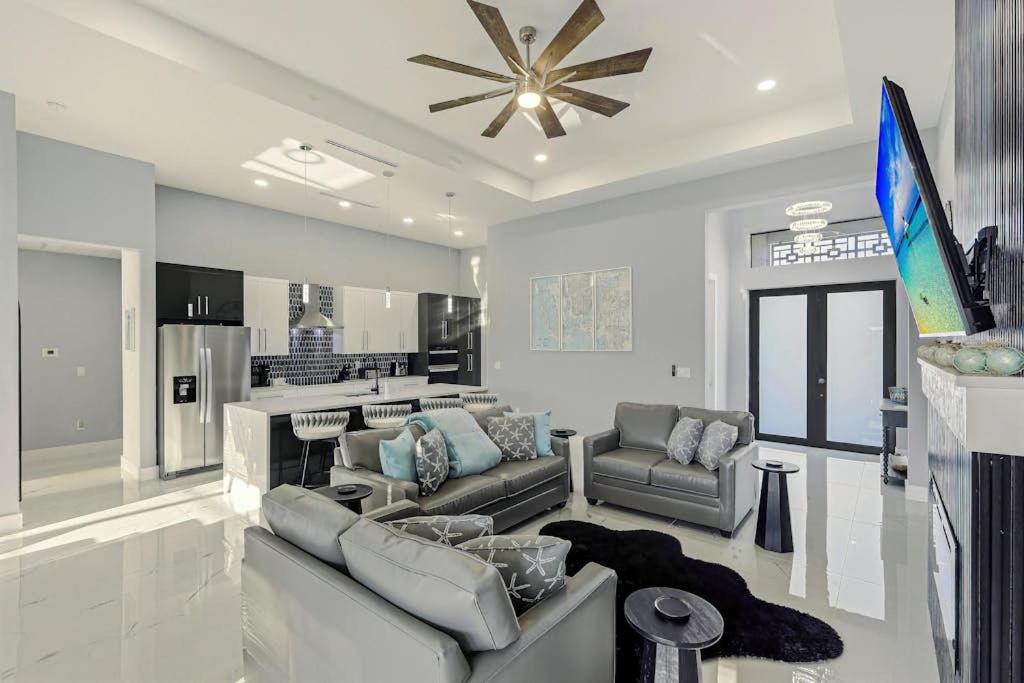 Photo of Livingroom in Trafalgar