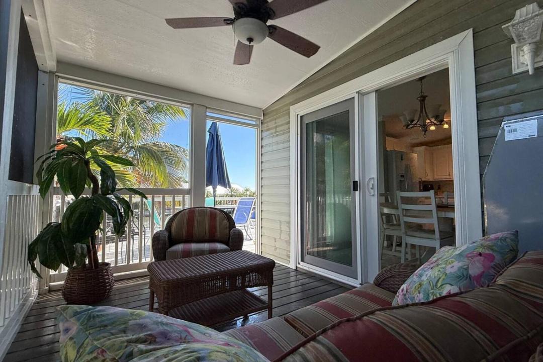 Photo of Patio Balcony in Saint James City