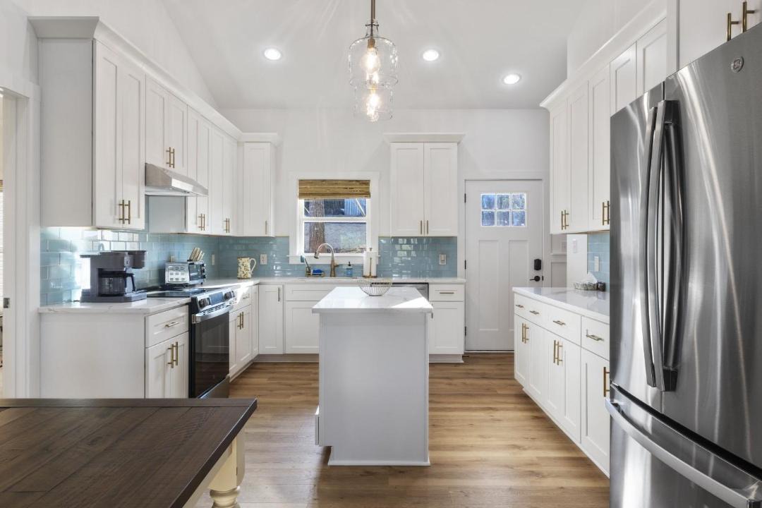Photo of Kitchen in Townville