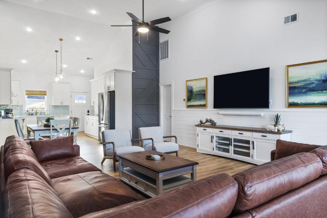 Photo of Livingroom in Townville
