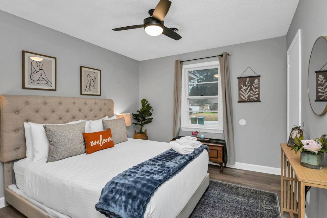 Photo of Bedroom in Cayce
