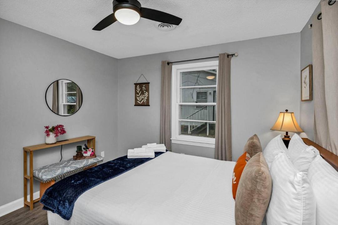 Photo of Bedroom in Cayce