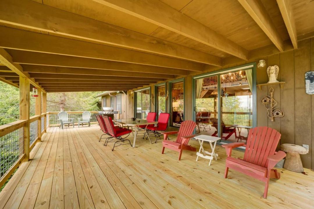 Photo of Patio Balcony in Robbinsville