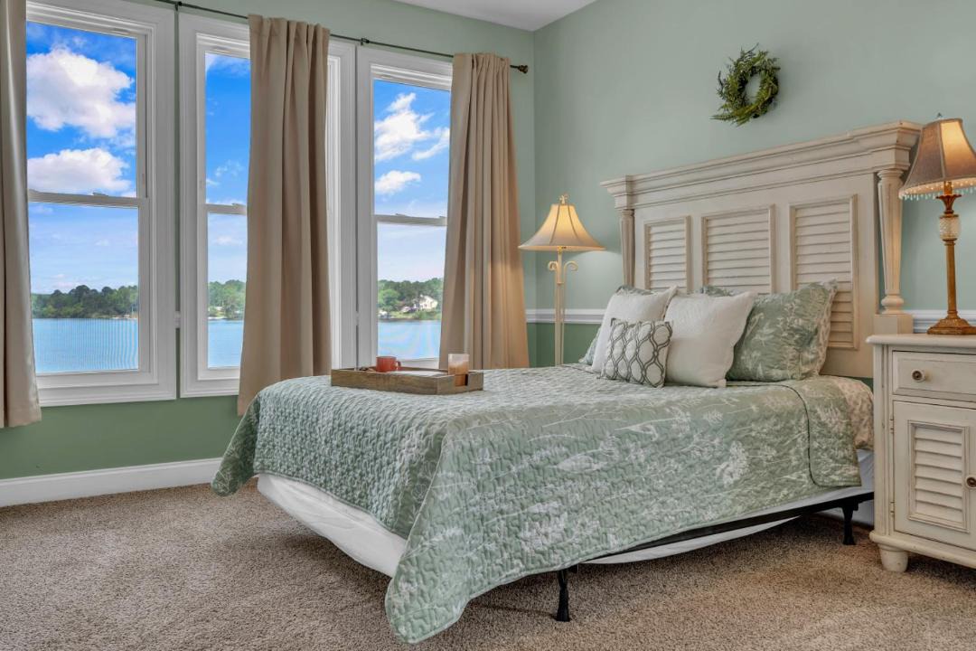 Photo of Bedroom in Greenwood