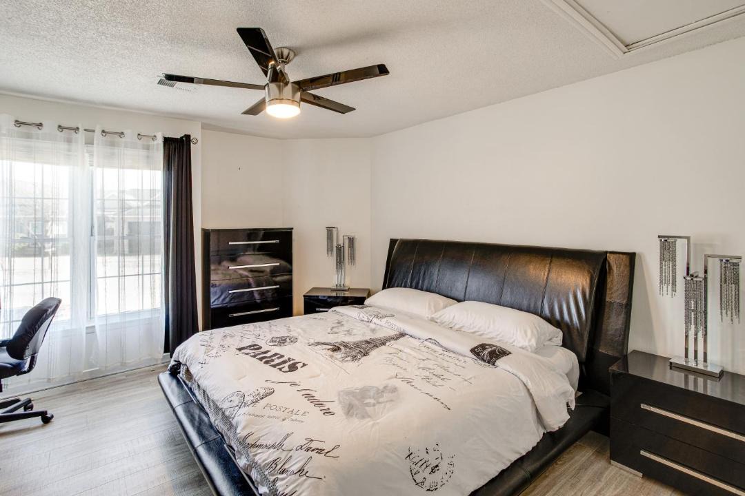 Photo of Bedroom in Huntcliff