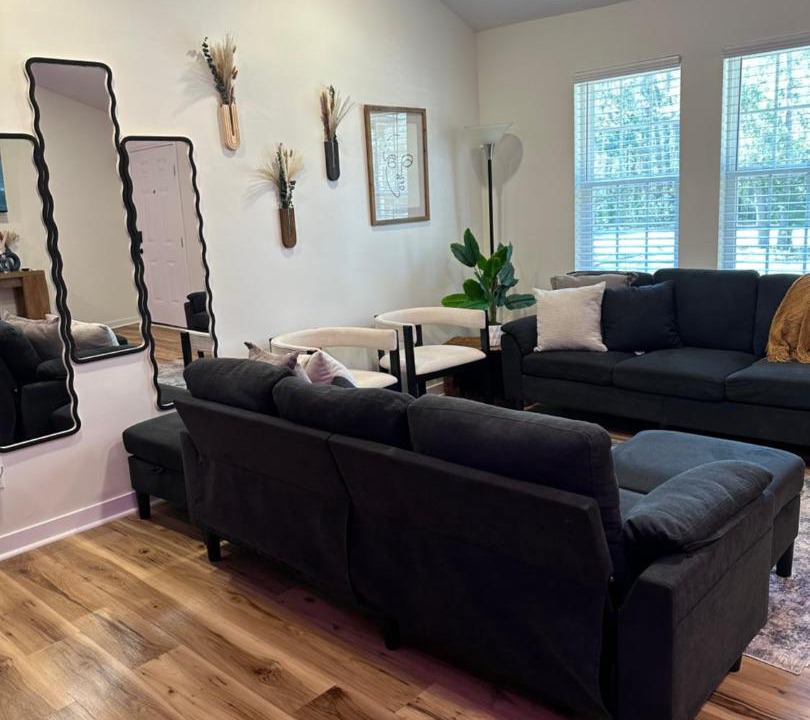 Photo of Livingroom in Walthourville