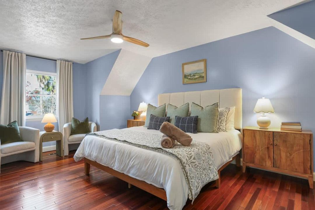 Photo of Bedroom in Whitemarsh Island