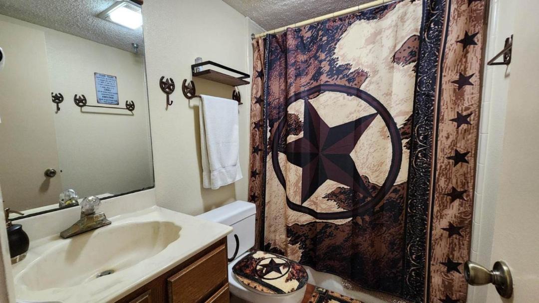 Photo of Bathroom in River Ranch