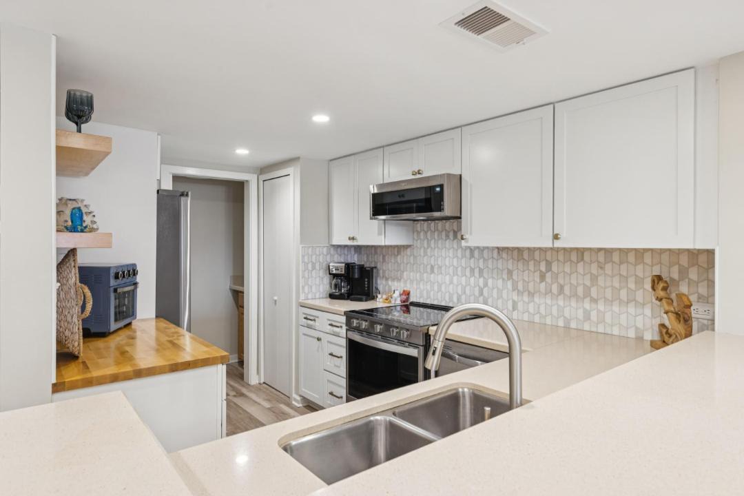 Photo of Kitchen in Shelter Cove