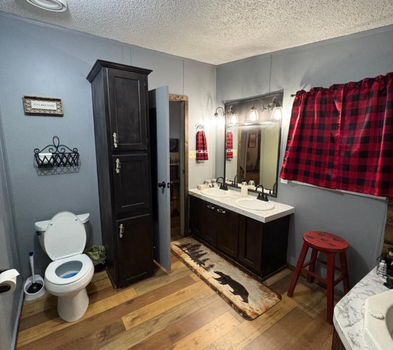Photo of Bathroom in Pickens