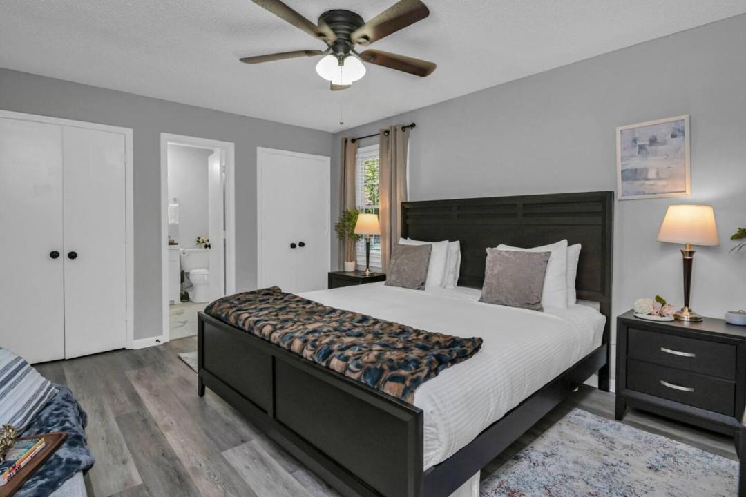 Photo of Bedroom in Lexington