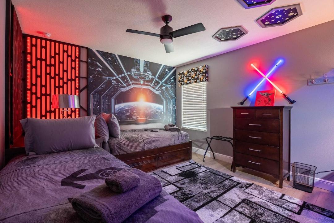 Photo of Bedroom in Veranda Palms