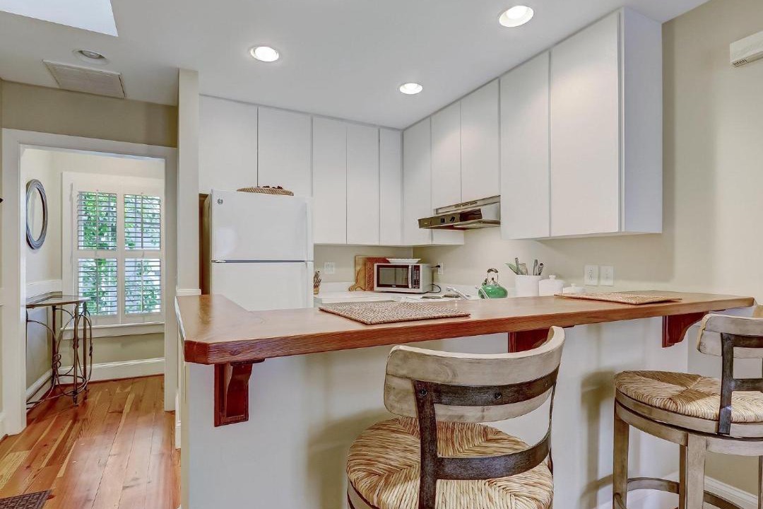 Photo of Kitchen in Historic District - North