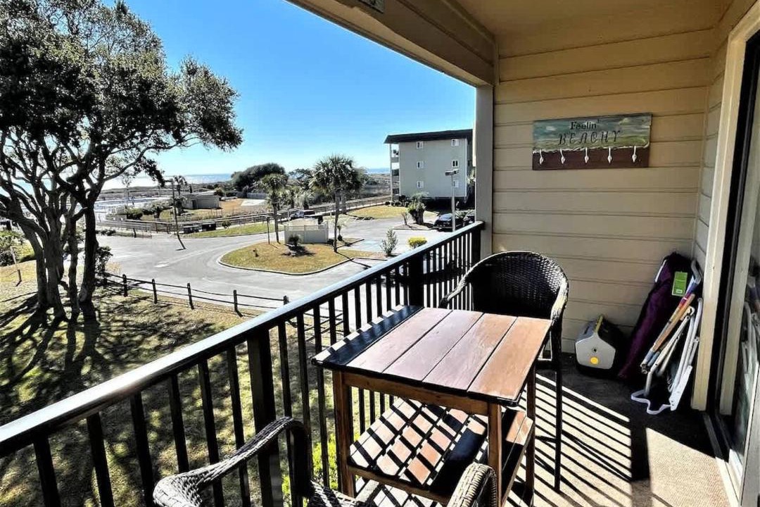 Photo of Patio Balcony in Folly Field