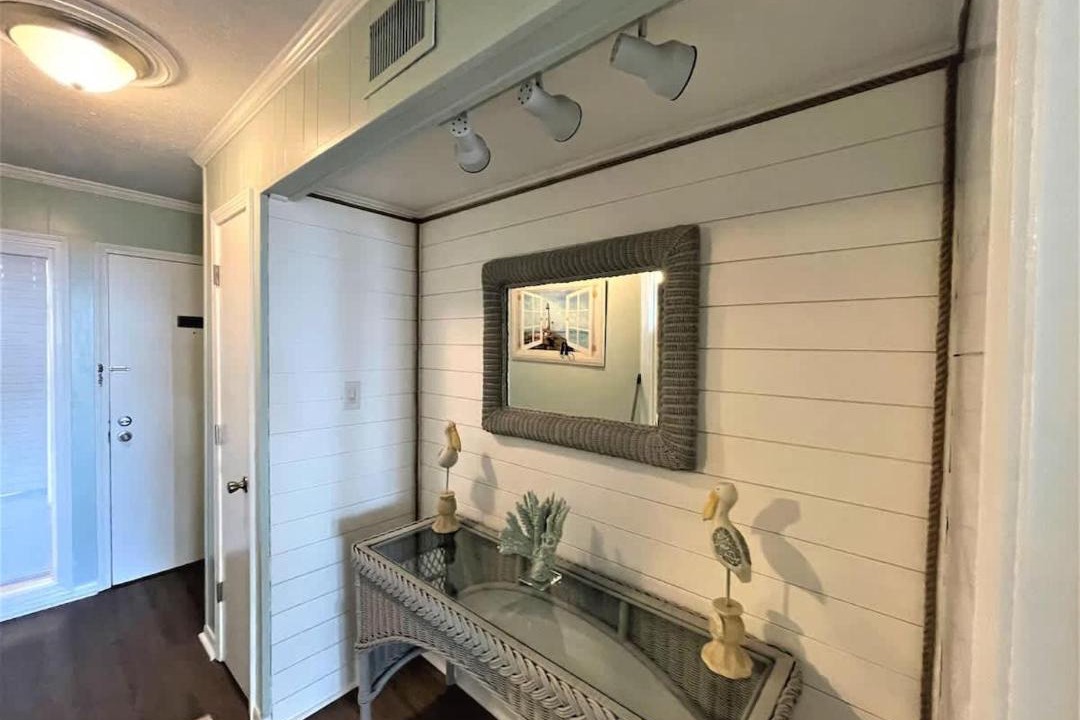 Photo of Bathroom in Folly Field
