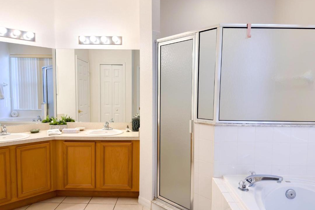 Photo of Bathroom in Calabay Parc