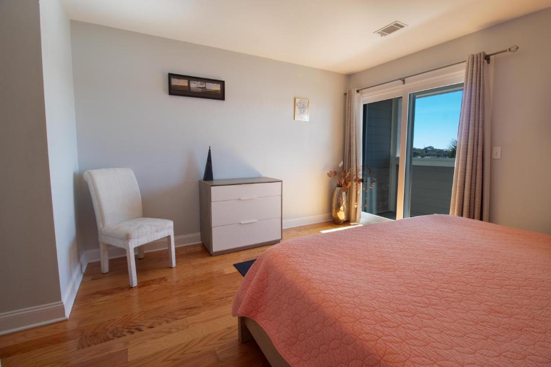 Photo of Bedroom in Folly Beach