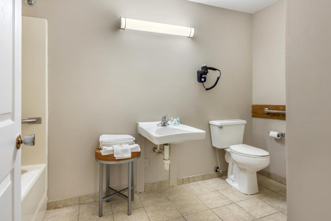 Photo of Bathroom in Orangeburg