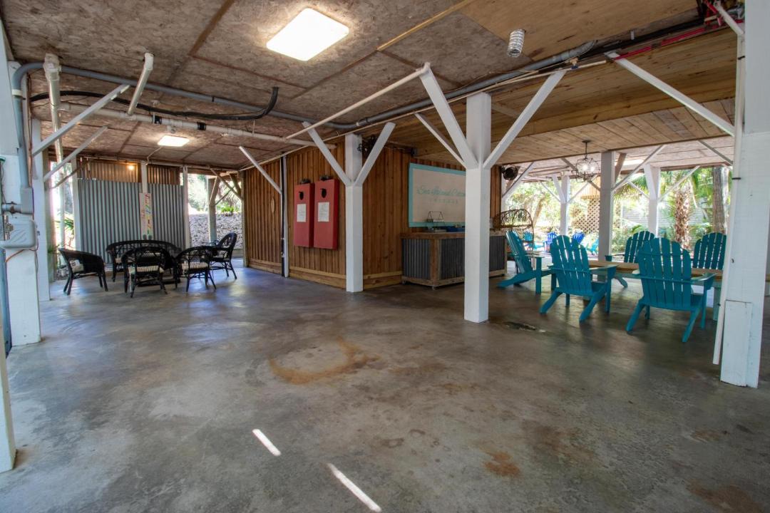Photo of Others in Edisto Island