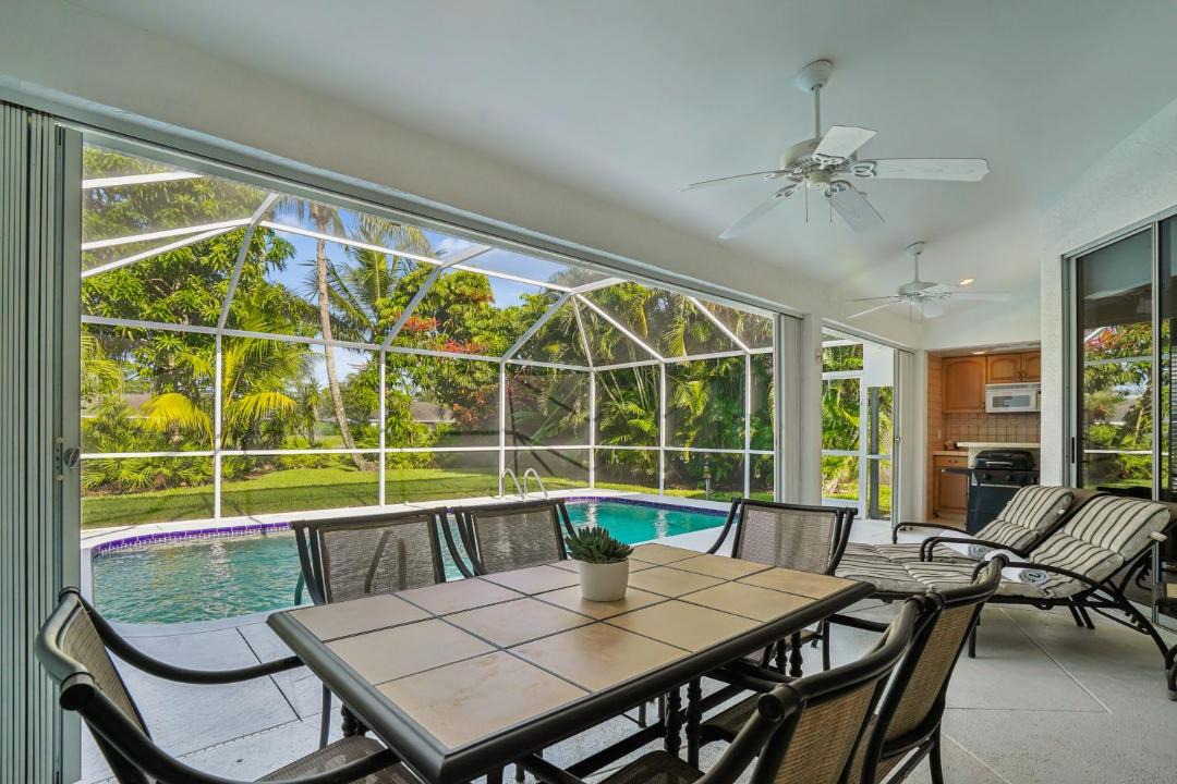 Photo of Patio Balcony in Crown Pointe