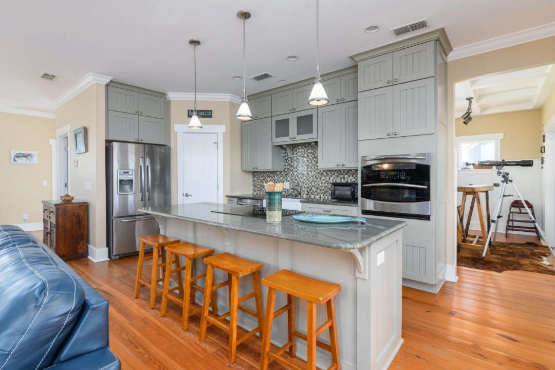 Photo of Kitchen in Oceanmarsh Subdivision