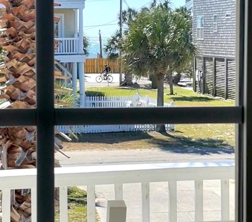Photo of Patio Balcony in Inlet Harbour
