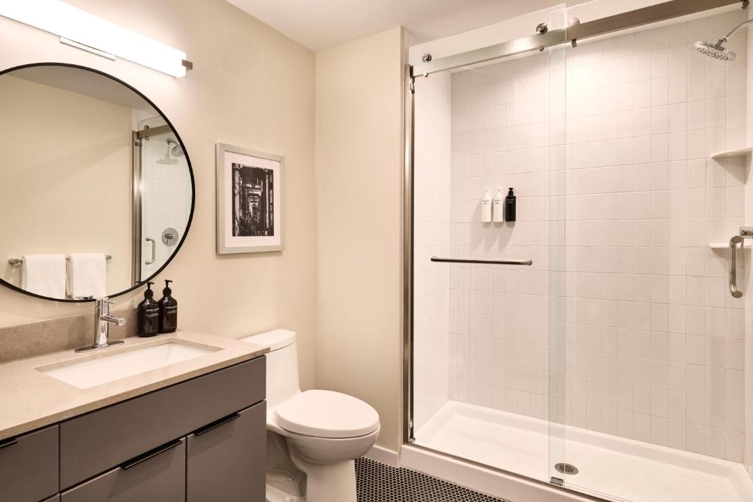 Photo of Bathroom in Yamacraw Village