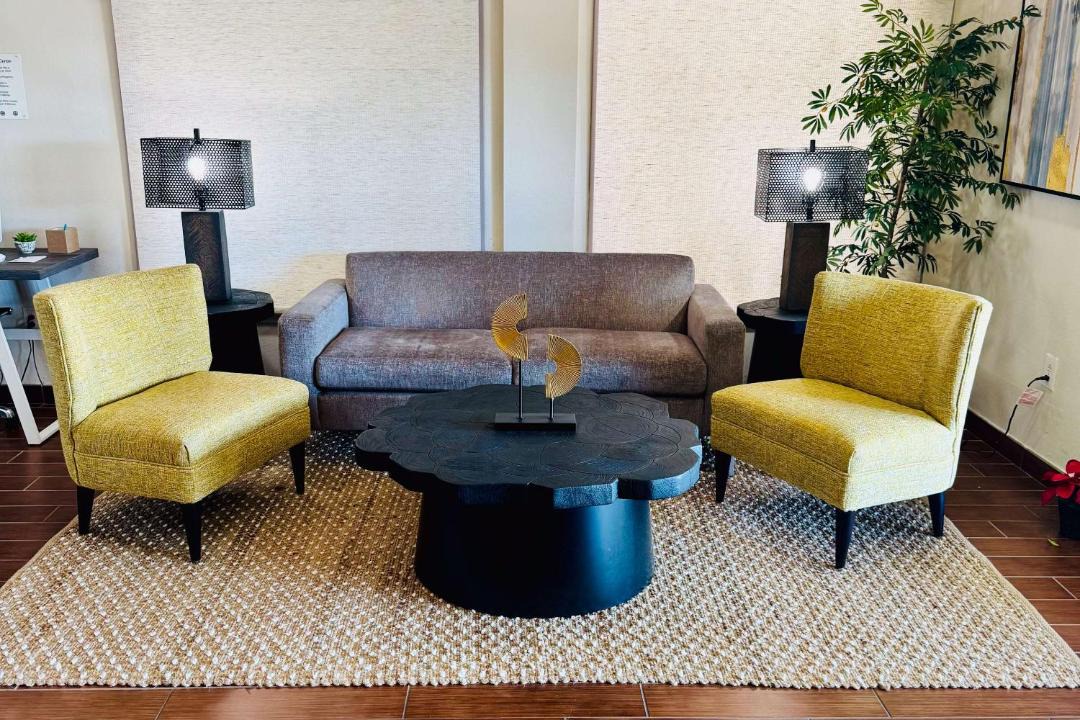 Photo of Livingroom in Albemarle