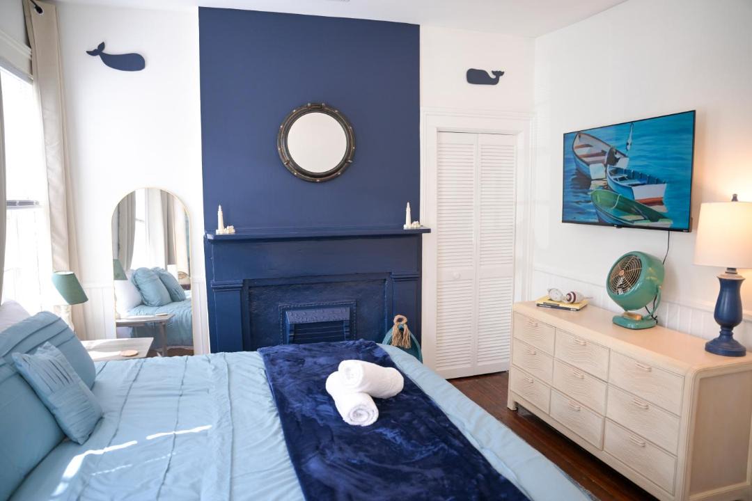 Photo of Bedroom in Savannah Victorian District