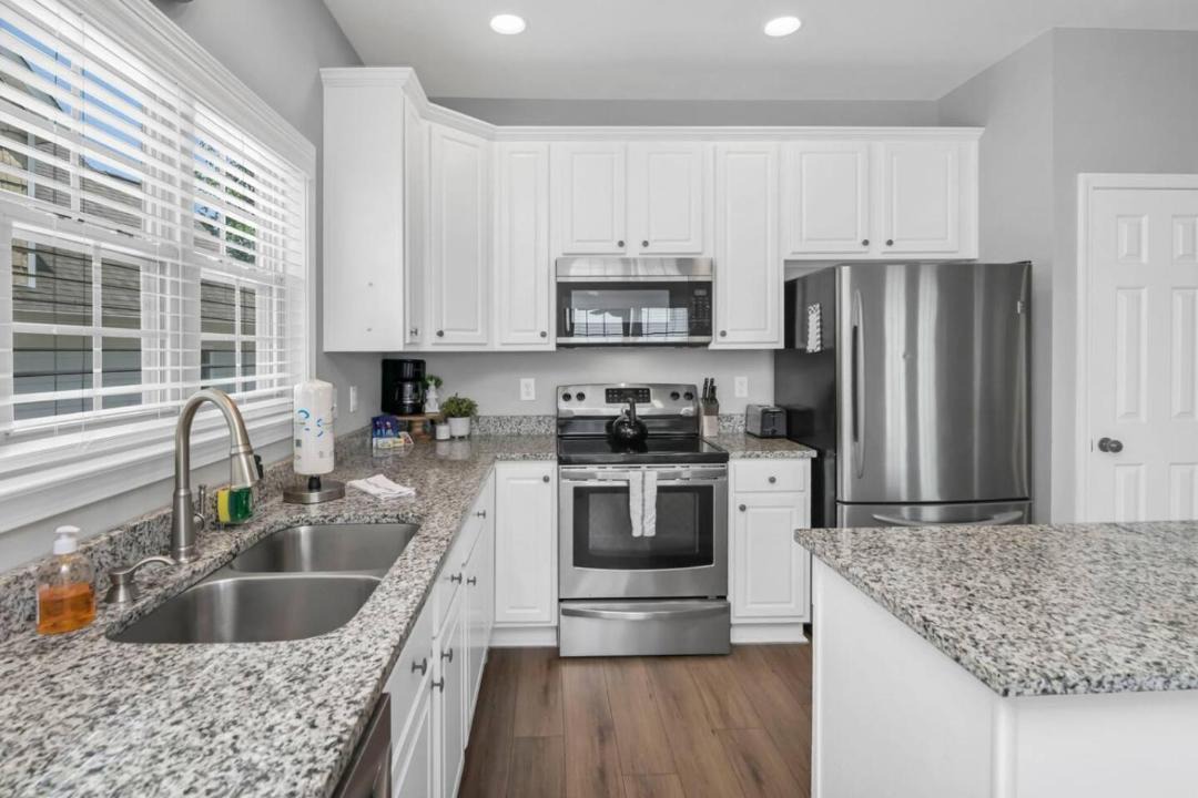 Photo of Kitchen in Newberry Shores