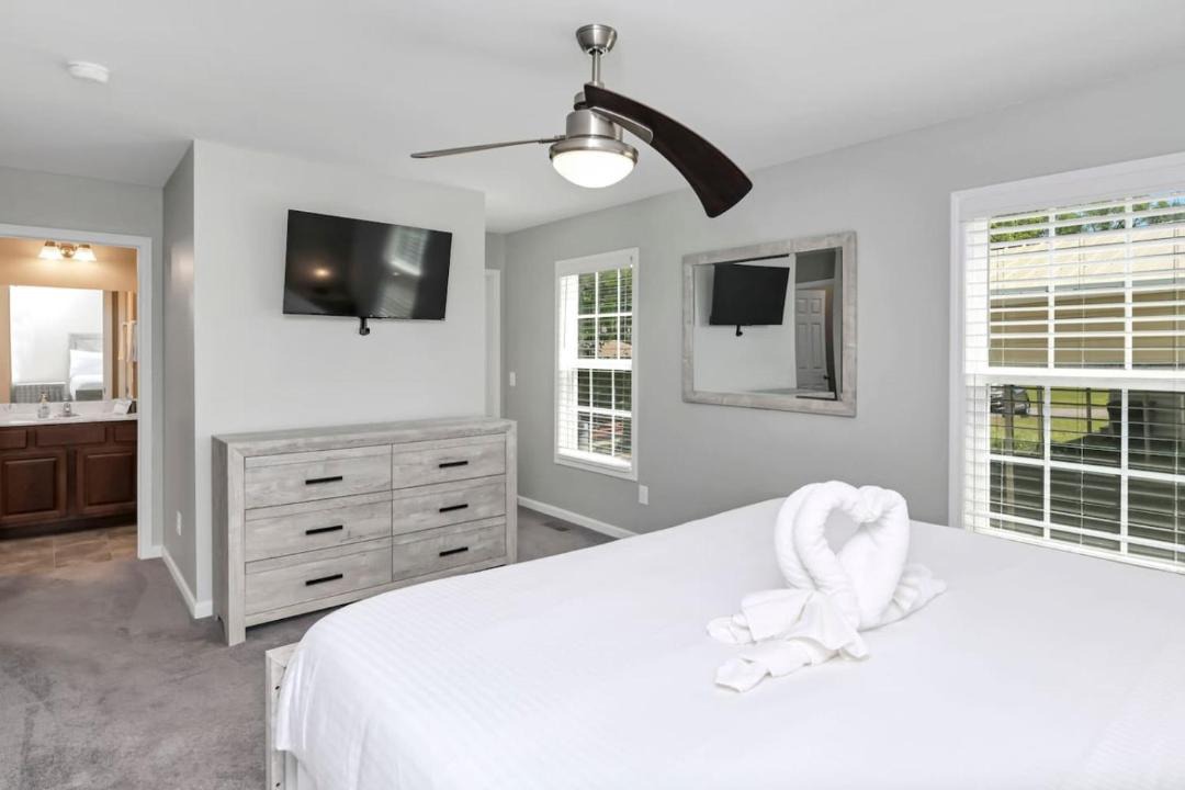 Photo of Bedroom in Leesville