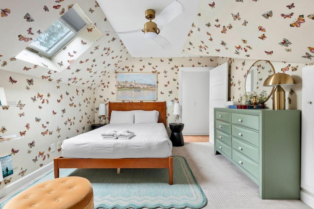 Photo of Bedroom in Lake Murray of Richland