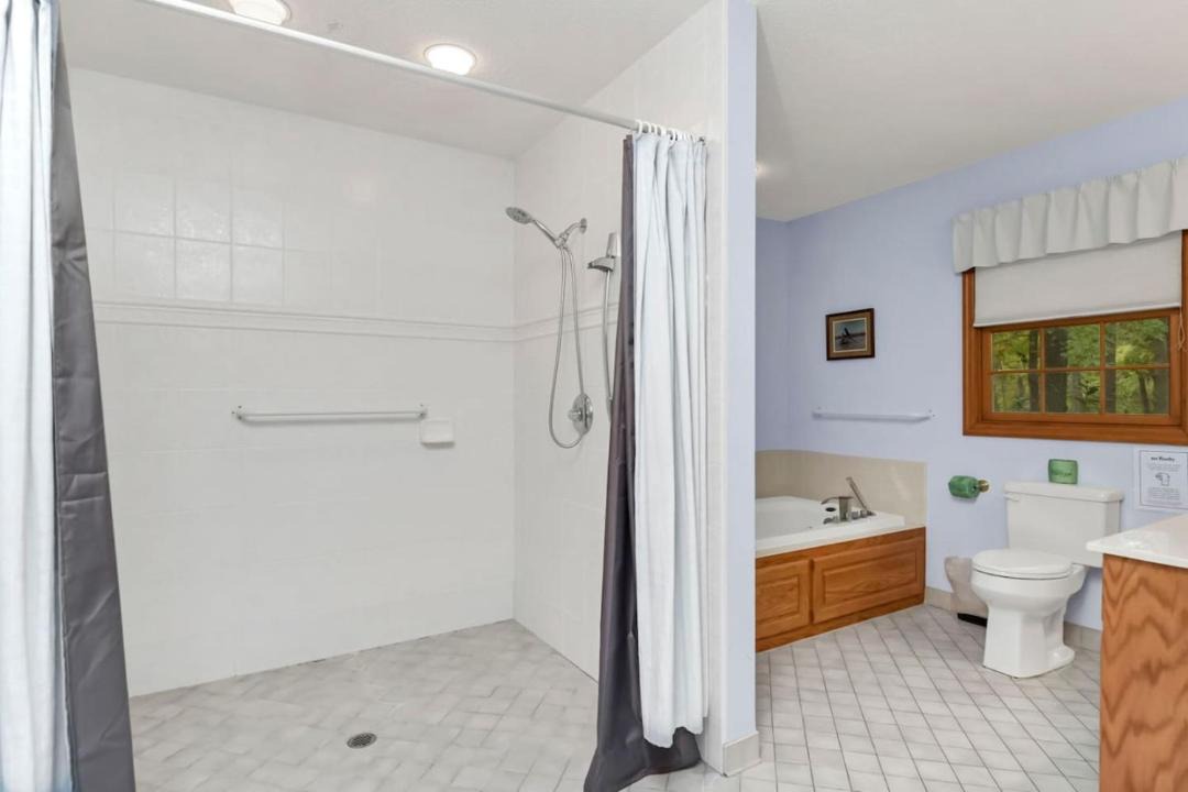 Photo of Bathroom in Leesville