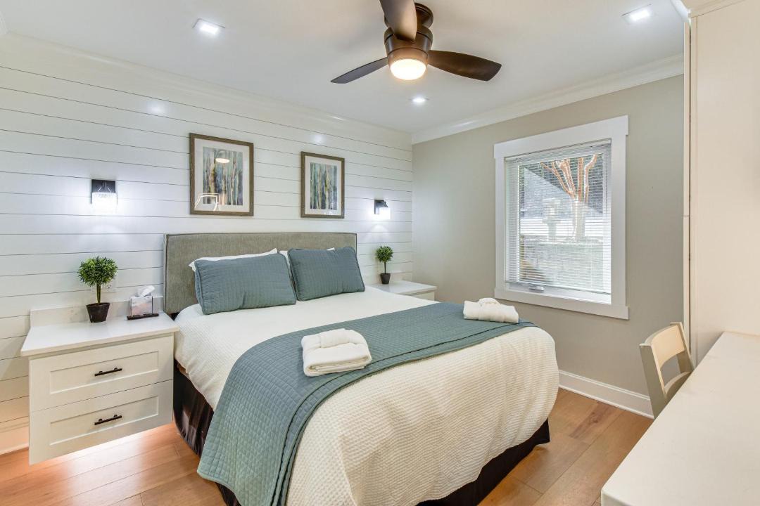 Photo of Bedroom in Salem