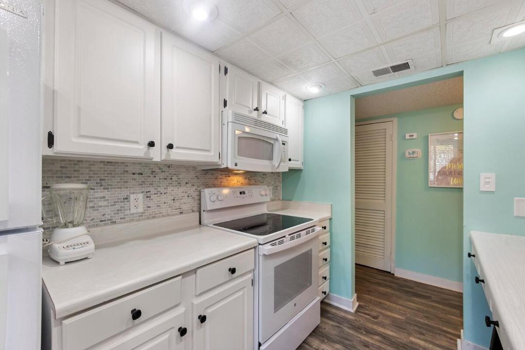 Photo of Kitchen in Folly Field