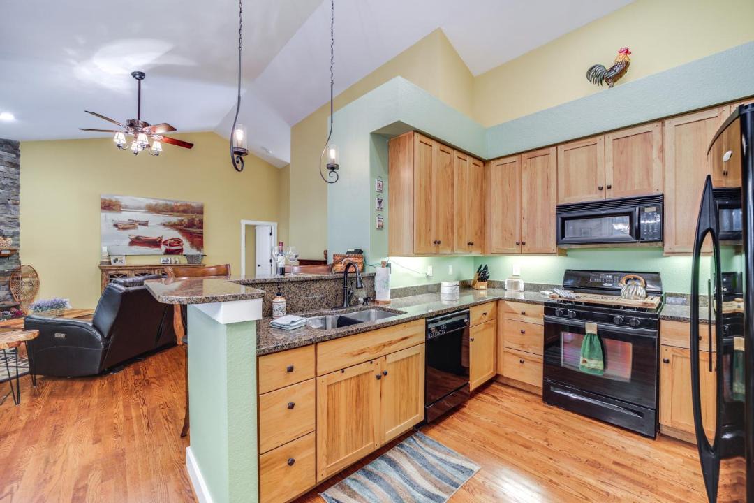 Photo of Kitchen in Bear Lake Reserve
