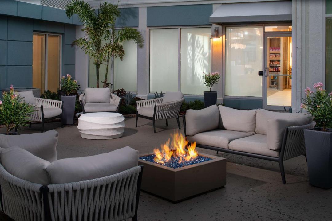 Photo of Patio Balcony in Airport North