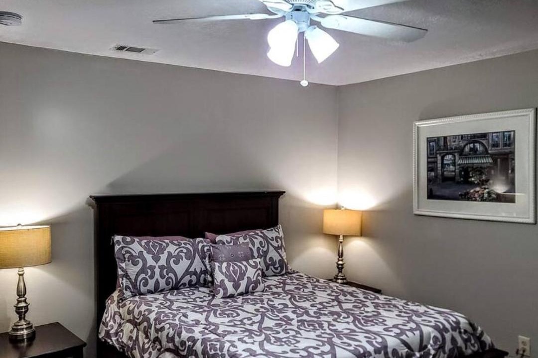 Photo of Bedroom in Garden City
