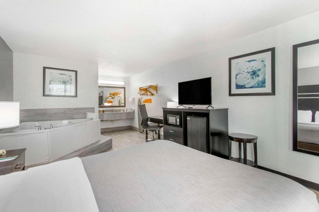 Photo of Bedroom in Hardeeville