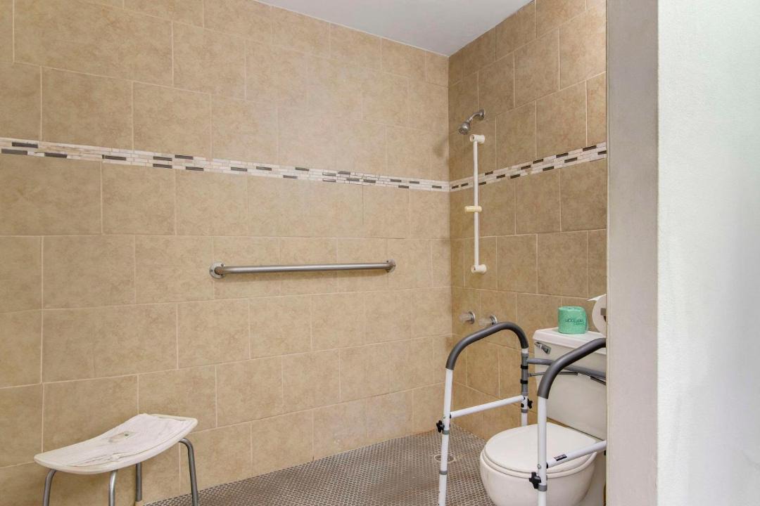 Photo of Bathroom in Hardeeville