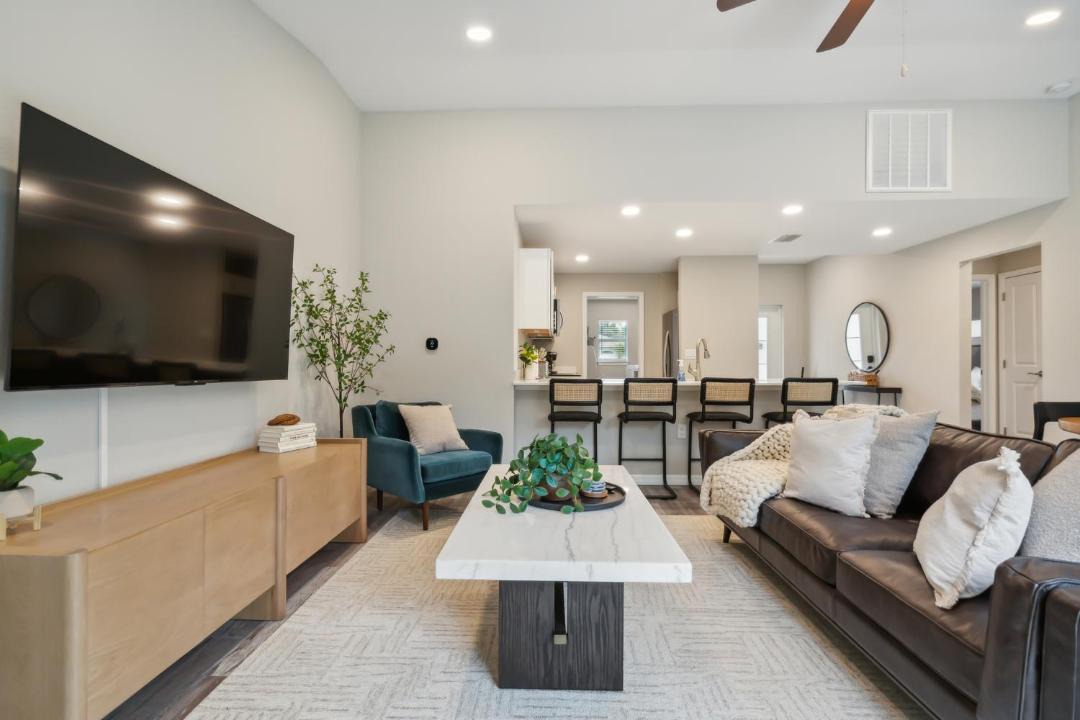 Photo of Livingroom in North Port