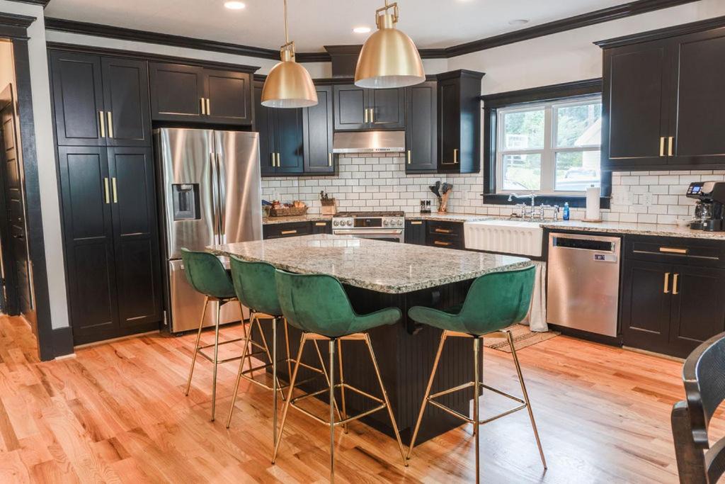 Photo of Kitchen in Appling