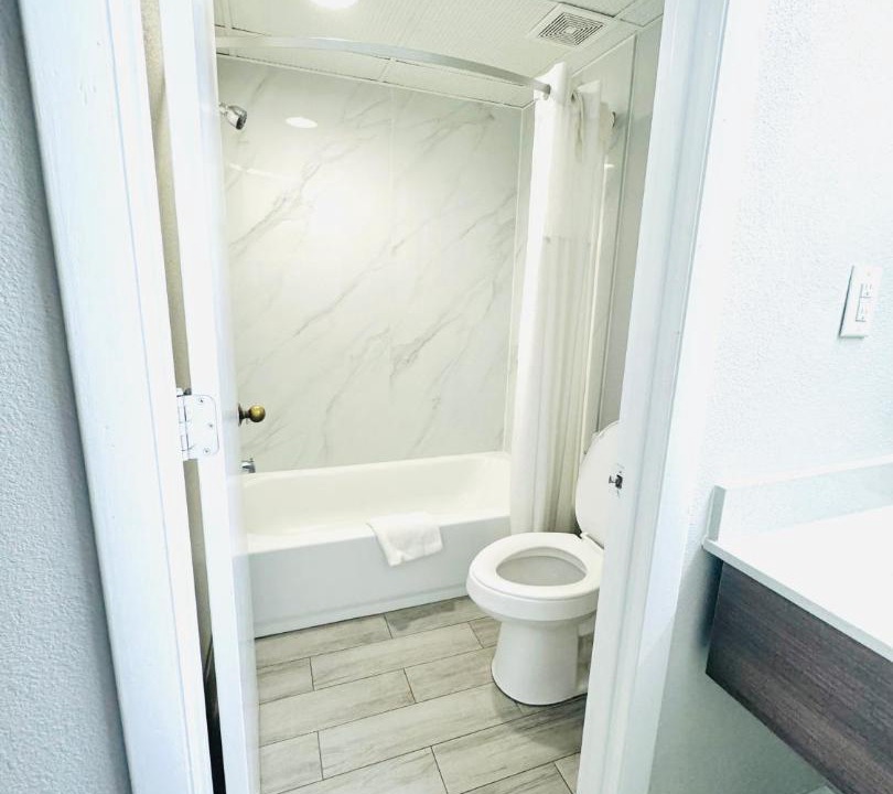 Photo of Bathroom in Rockingham