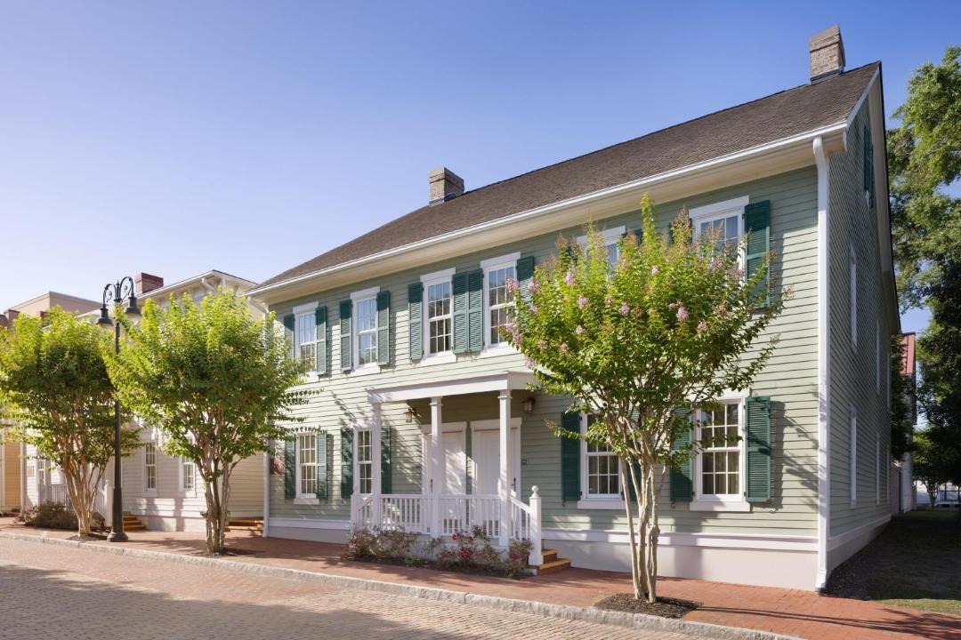 Photo of Others in Old West Broad Neighborhood