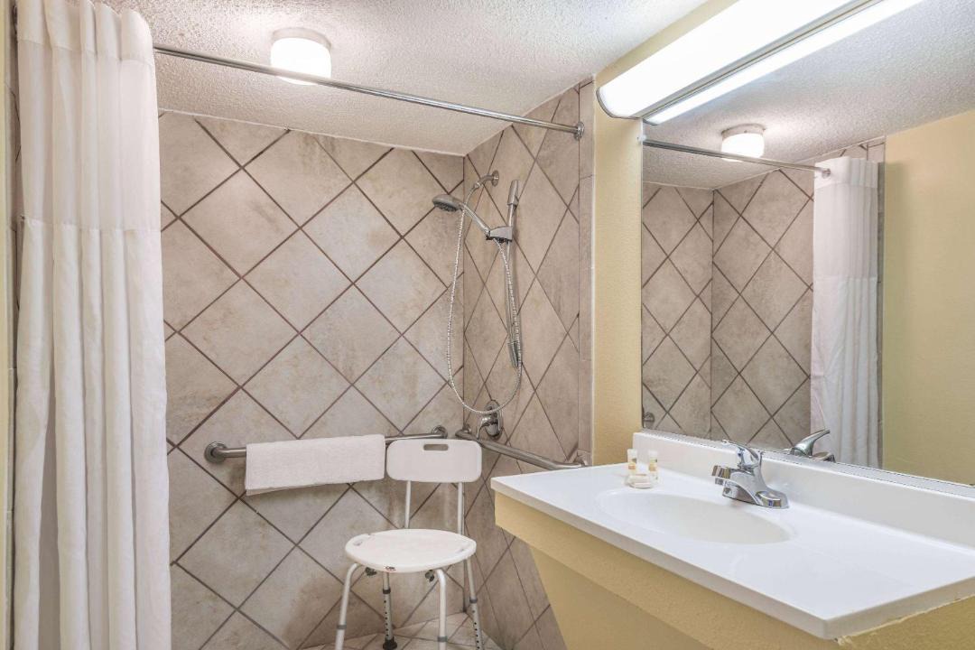 Photo of Bathroom in Lumberton