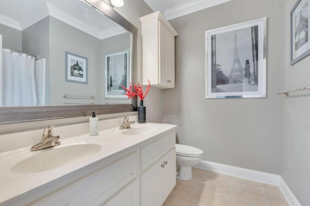 Photo of Bathroom in Lake Carolina