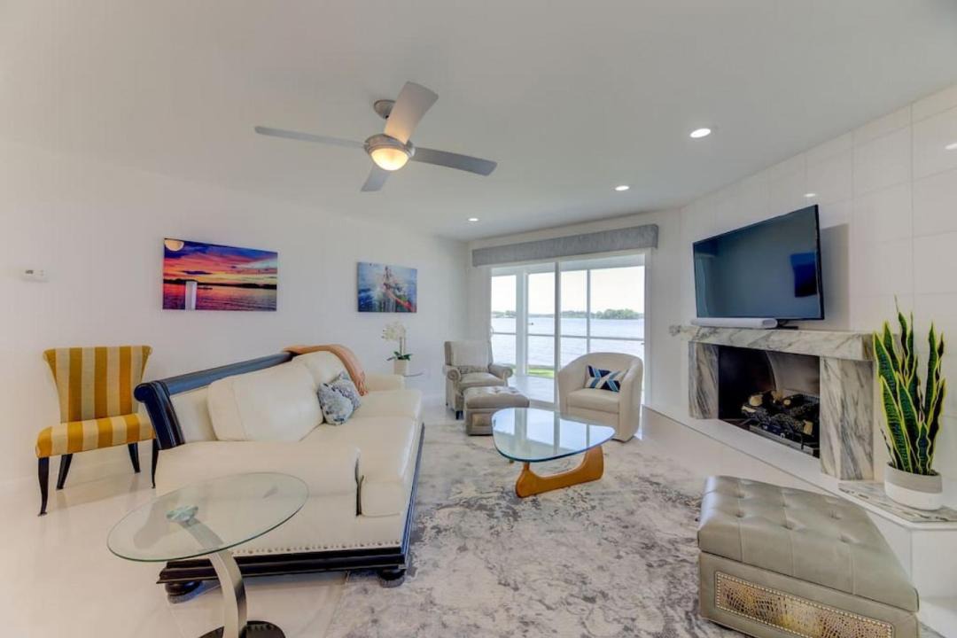 Photo of Livingroom in Gilbert