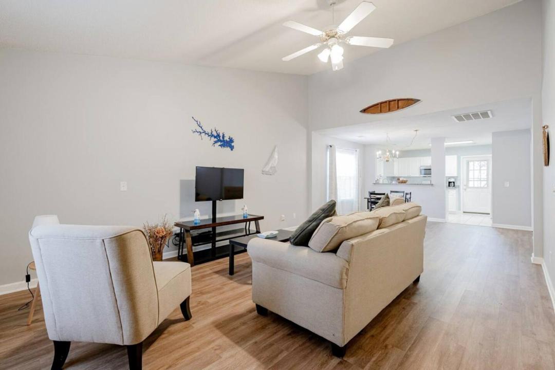 Photo of Livingroom in Chapin